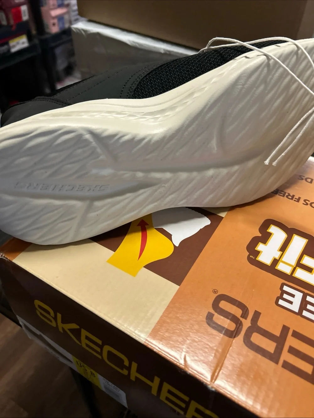 Skechers Swift Fit Men's Black with Cream and Brown Accents
